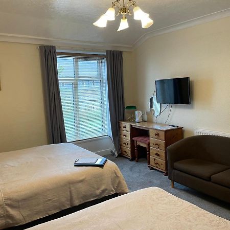 Bron Menai Guest House 카나번 외부 사진