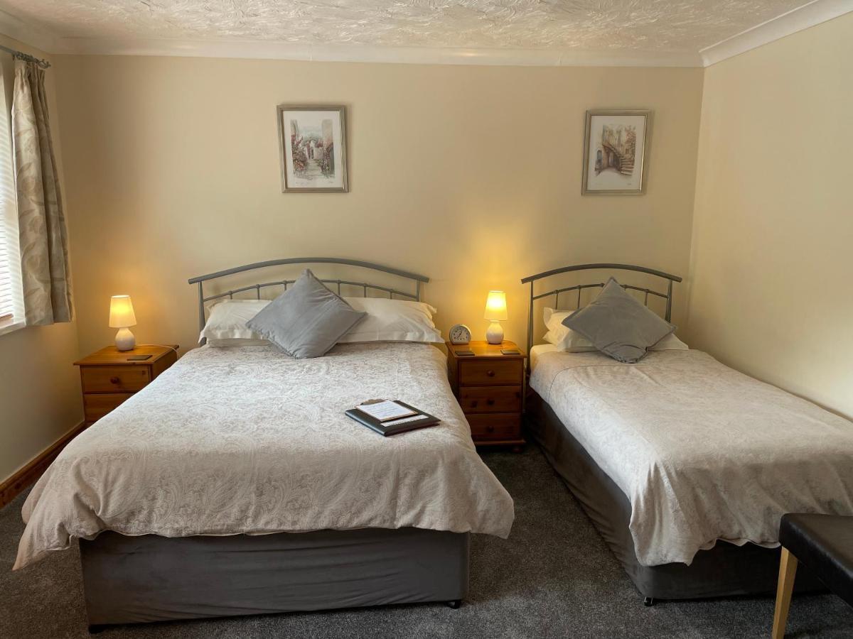 Bron Menai Guest House 카나번 외부 사진