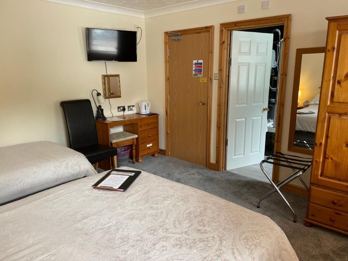 Bron Menai Guest House 카나번 외부 사진