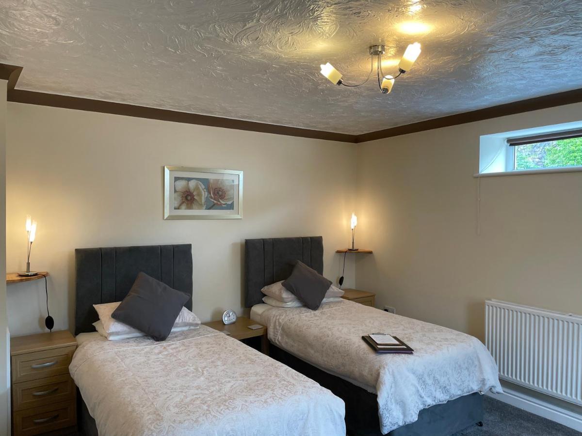 Bron Menai Guest House 카나번 외부 사진